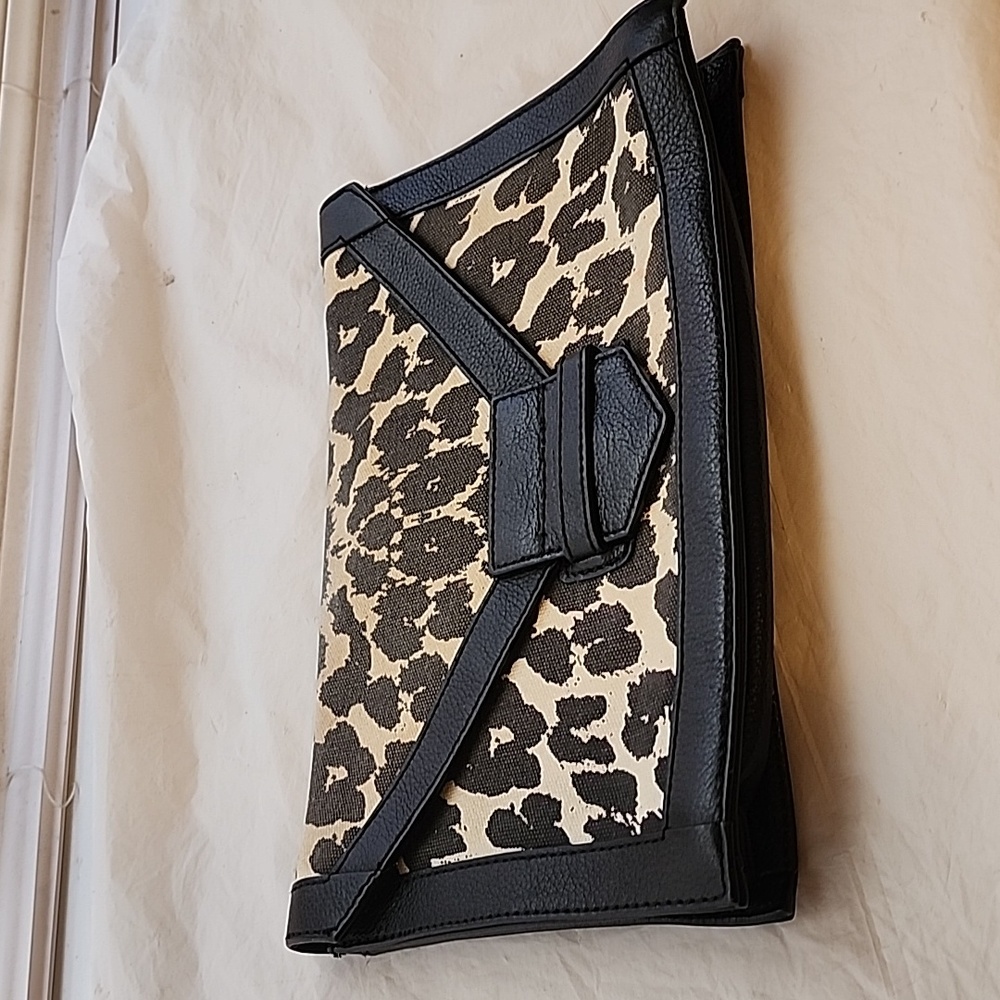 FELIX REY CLUTCH
